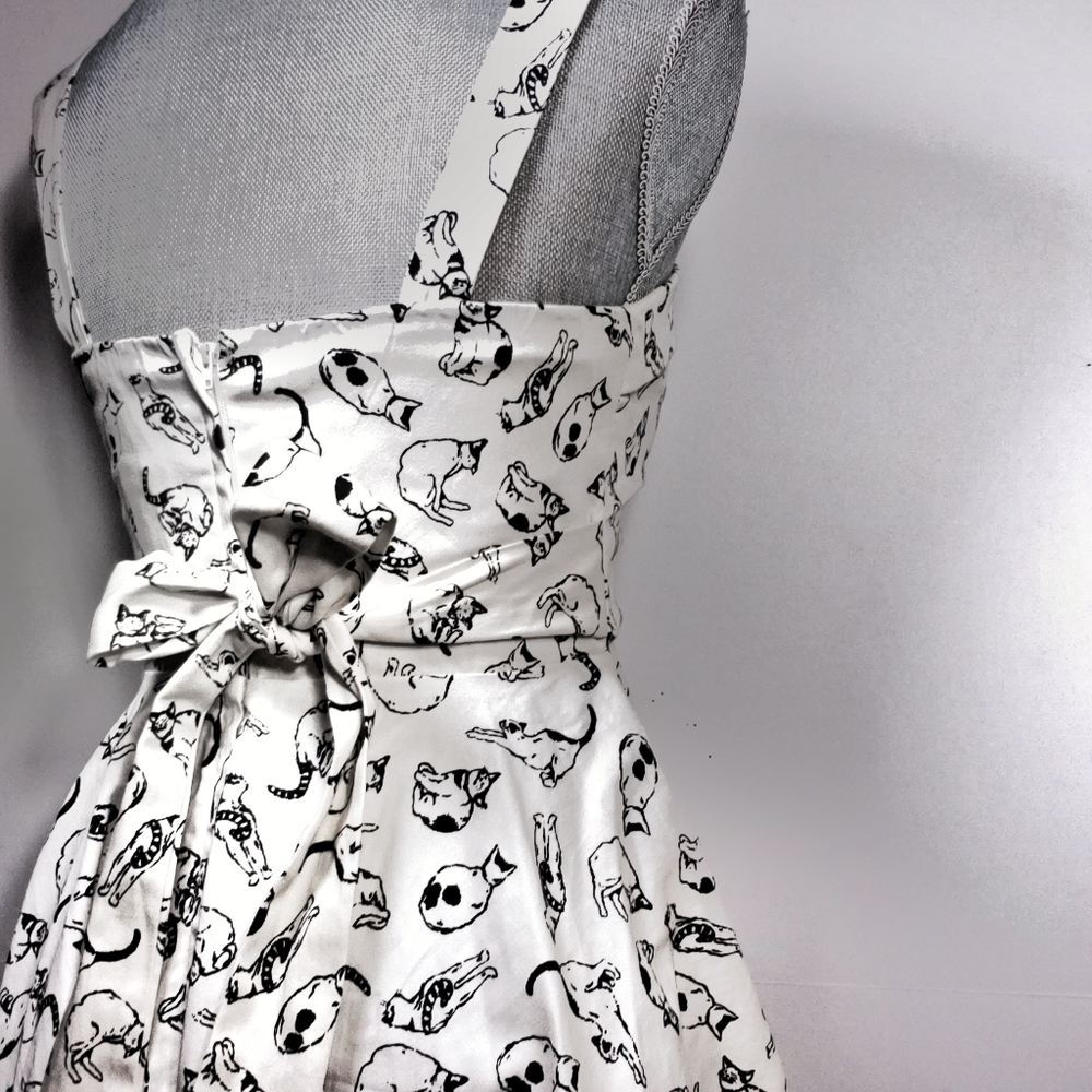 🐱🐈NWOT Retro modcloth ixia cat dress Medium